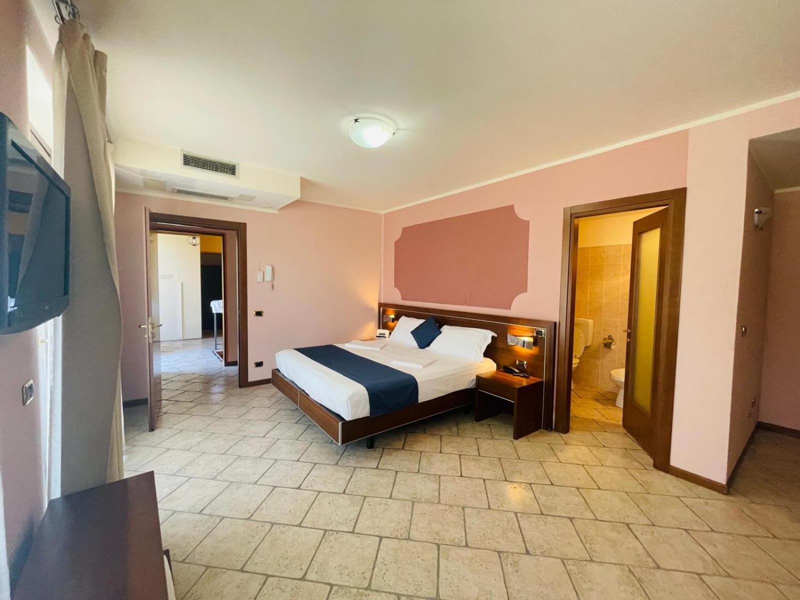 Hotel Grotto Bagat Lavena Ponte Tresa Dış mekan fotoğraf