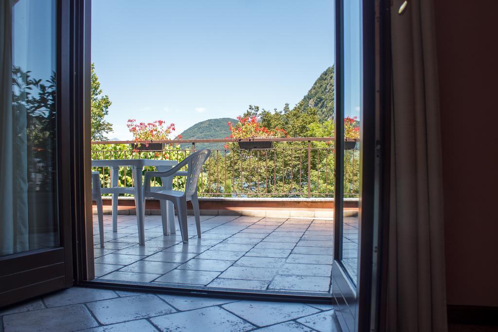 Hotel Grotto Bagat Lavena Ponte Tresa Dış mekan fotoğraf
